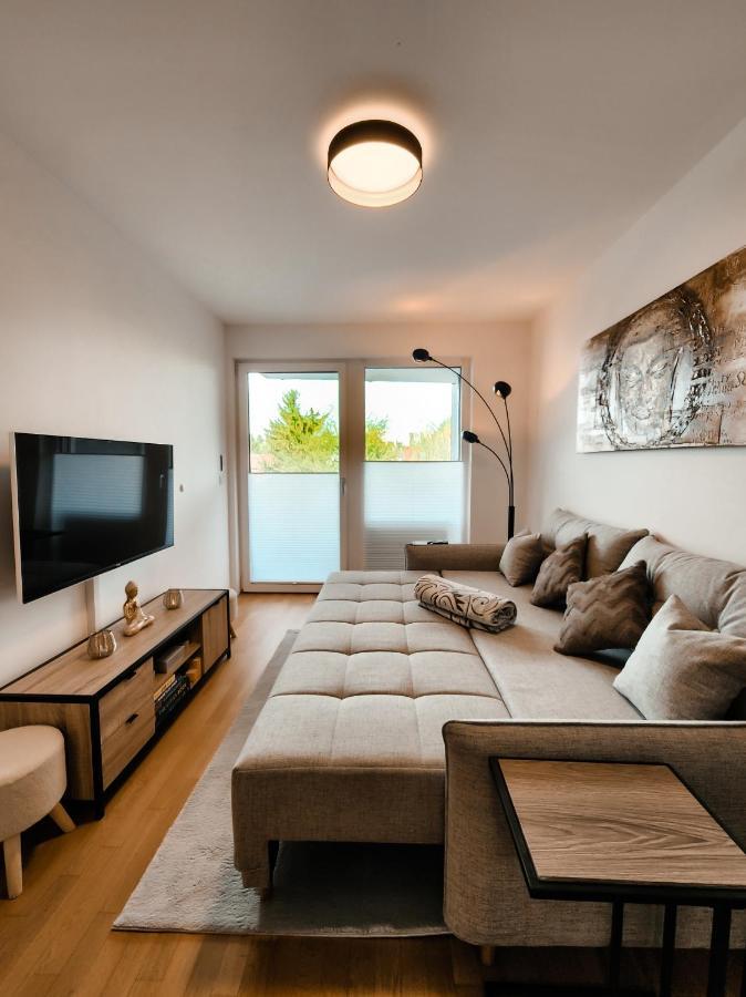 - Modern New Apartment, Old Danube Appartement *