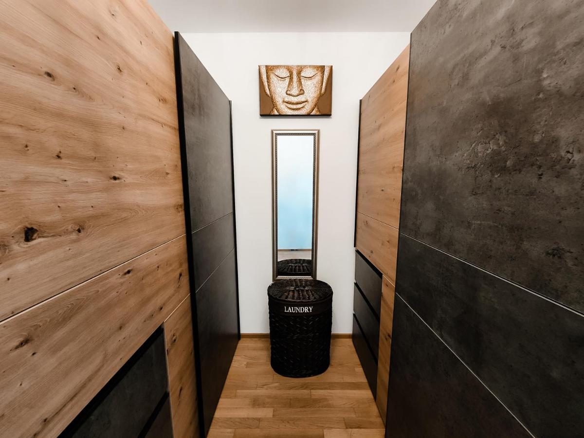 - Modern New Apartment, Old Danube Appartement